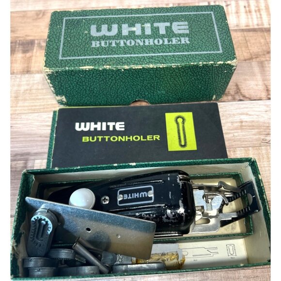White Buttonholer Sewing Machine Attachment W/ Metal Case & Accessories Vintage - Picture 2 of 3